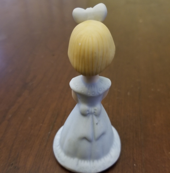 Growing Up Birthday Girl - Picture 4 of 4